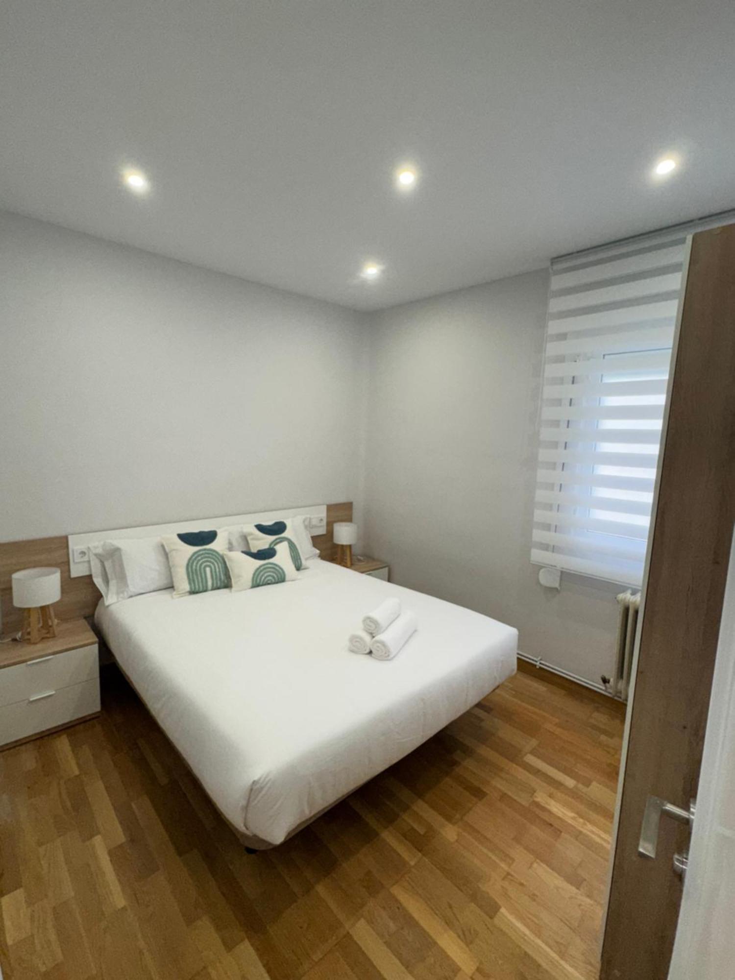 Rioja Centro Ayuntamiento By Apartamentos Logroño Exterior foto